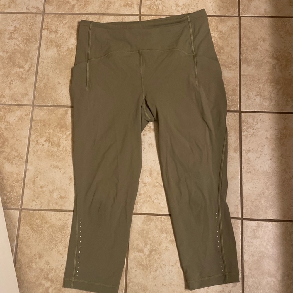 Lululemon Swift Speed Hr Crop 21” - image 1